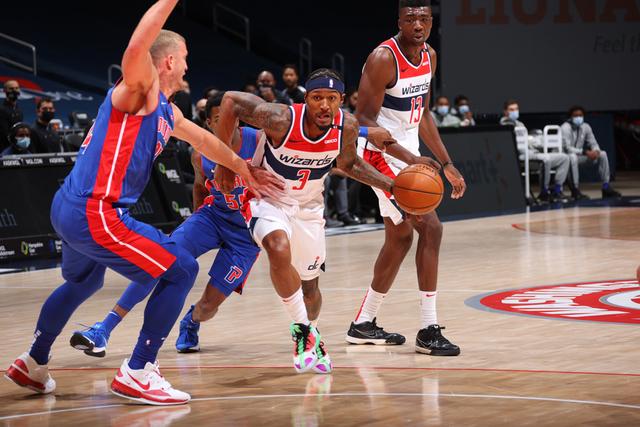 这位年轻且 这位年轻且