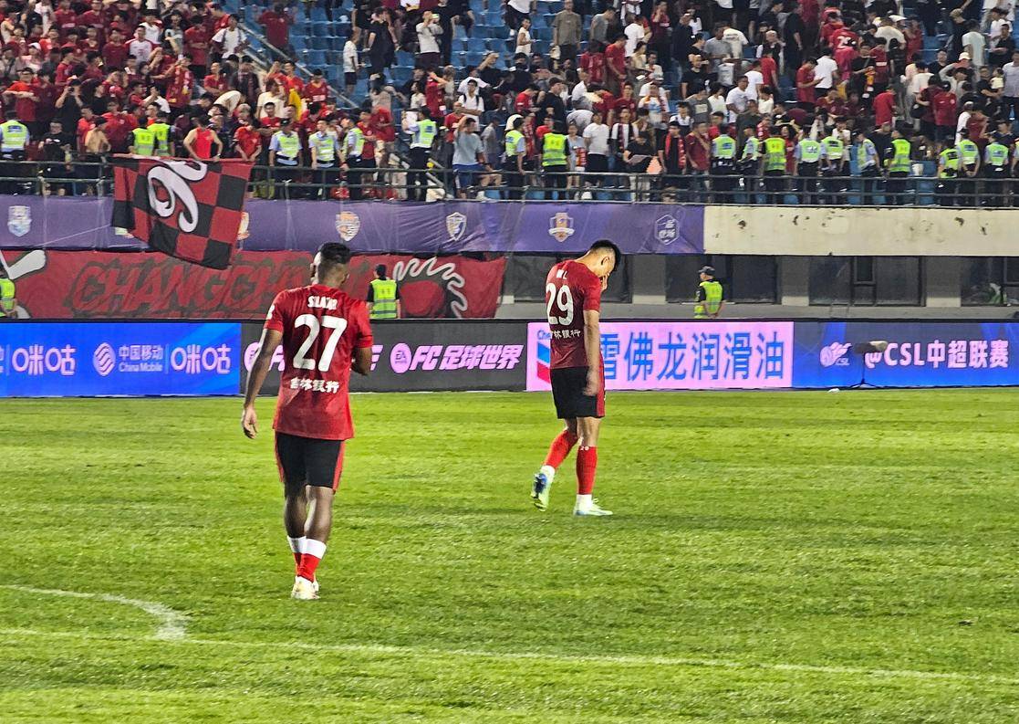 4篮板6助 4篮板6助